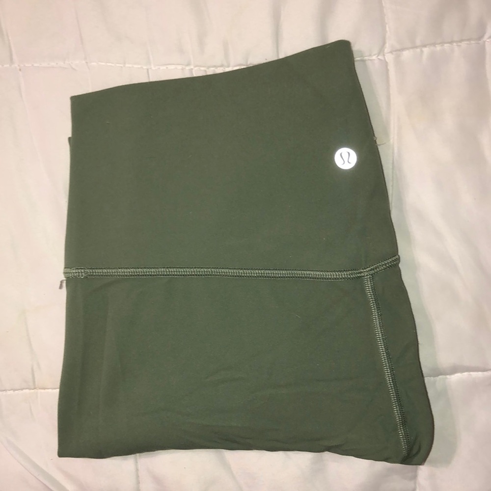Green Lululemon align leggings